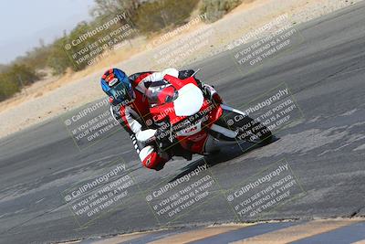 media/Mar-28-2022-Superbike Trackdays (Mon) [[b8603d0f67]]/Open Track Time/Turn 3 Inside/